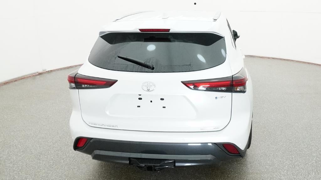 2026 Toyota Highlander Hybrid Limited
