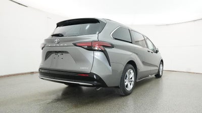 2026 Toyota Sienna Limited