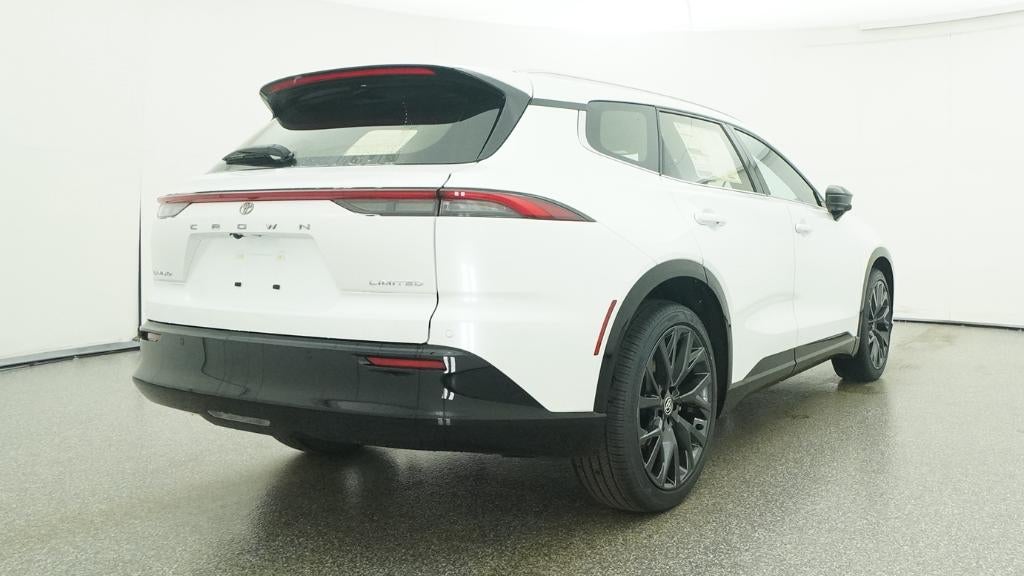 2026 Toyota Toyota Crown Signia Limited