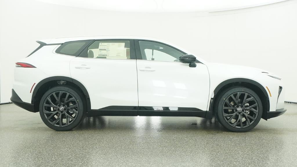 2026 Toyota Toyota Crown Signia Limited