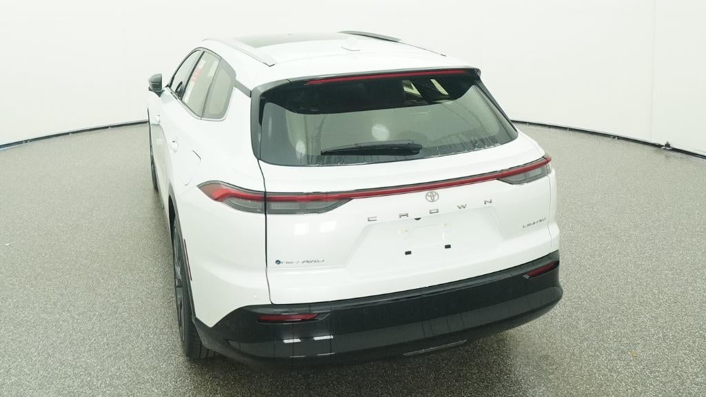 2026 Toyota Toyota Crown Signia Limited