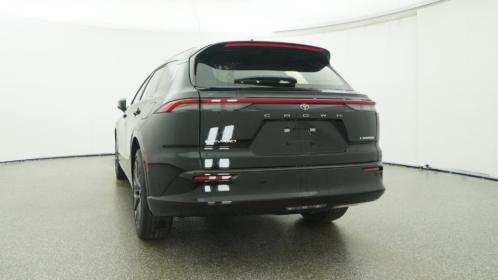 2026 Toyota Toyota Crown Signia Limited