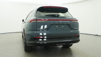 2026 Toyota Toyota Crown Signia Limited