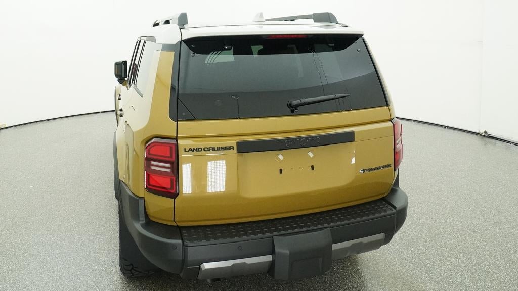 2027 Toyota Land Cruiser Base