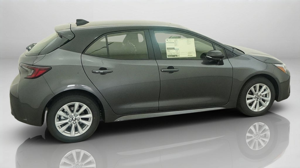 2027 Toyota Corolla Hatchback SE
