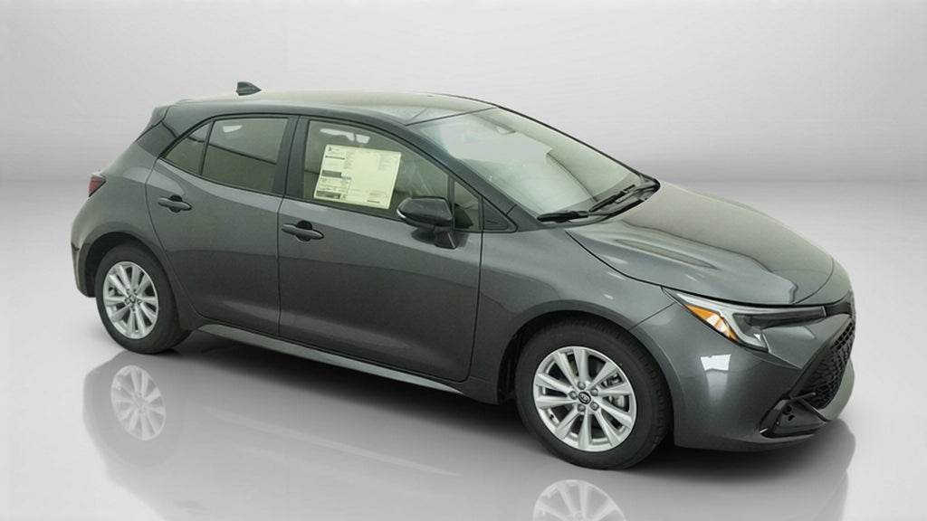2027 Toyota Corolla Hatchback SE