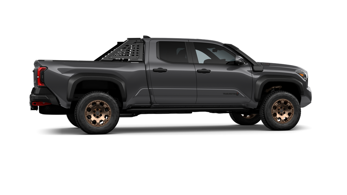 2026 Toyota Tacoma i-FORCE MAX Tacoma Trailhunter