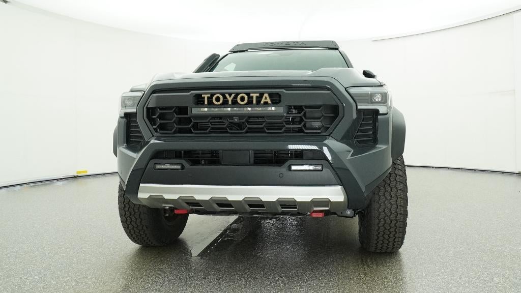 2026 Toyota Tacoma i-FORCE MAX Tacoma Trailhunter