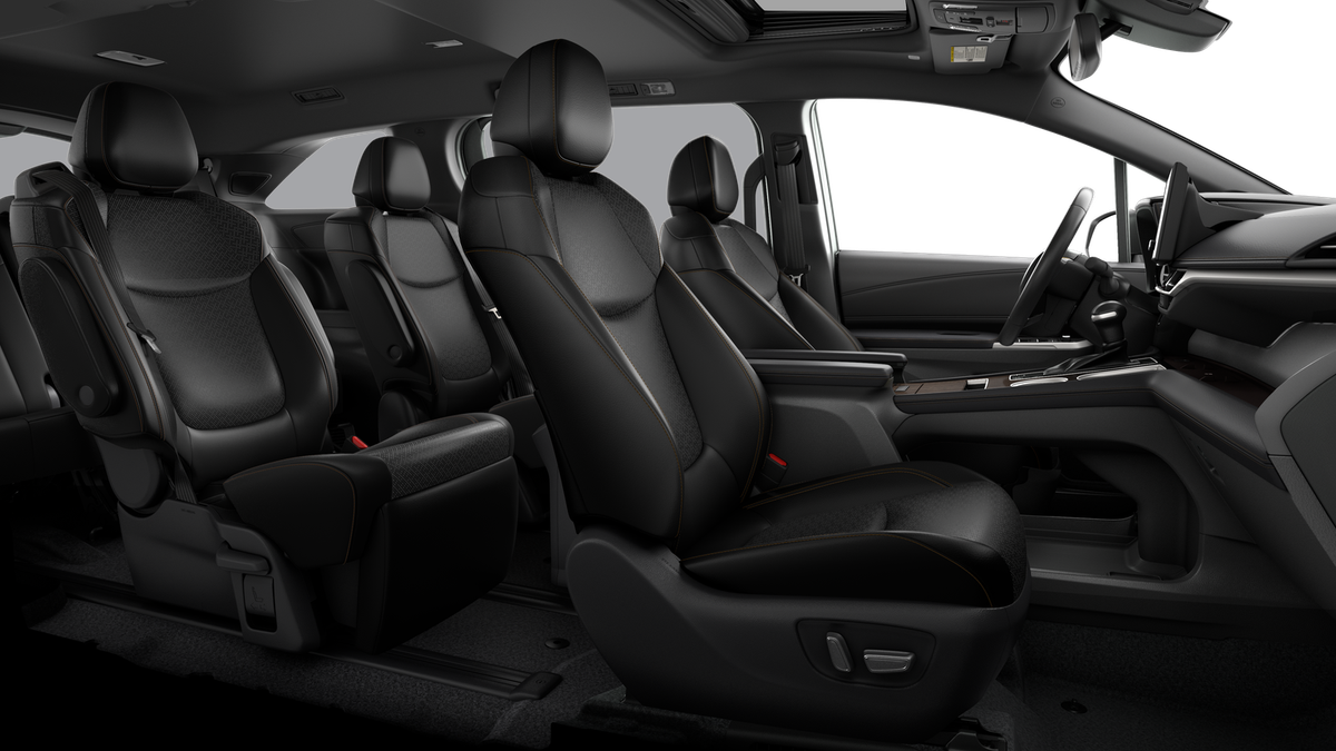 2025 Toyota Sienna Platinum