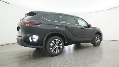 2026 Toyota Highlander Hybrid XLE