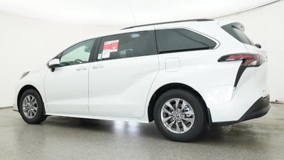 2026 Toyota Sienna XLE