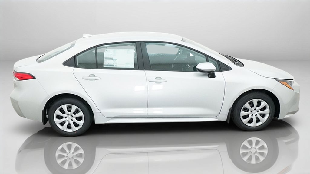 2027 Toyota Corolla LE