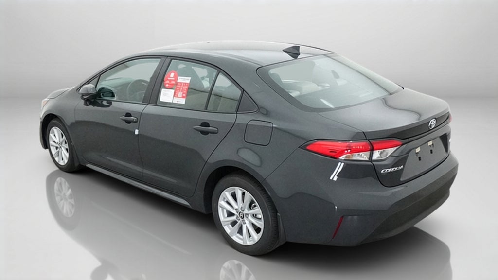 2027 Toyota Corolla LE