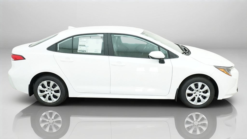 2027 Toyota Corolla LE