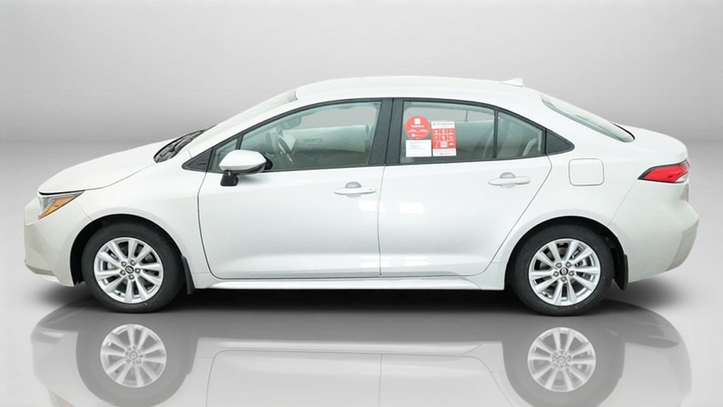 2027 Toyota Corolla LE
