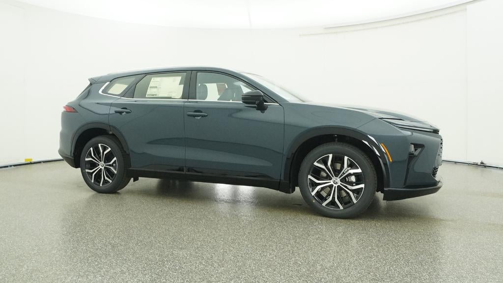 2026 Toyota Toyota Crown Signia XLE