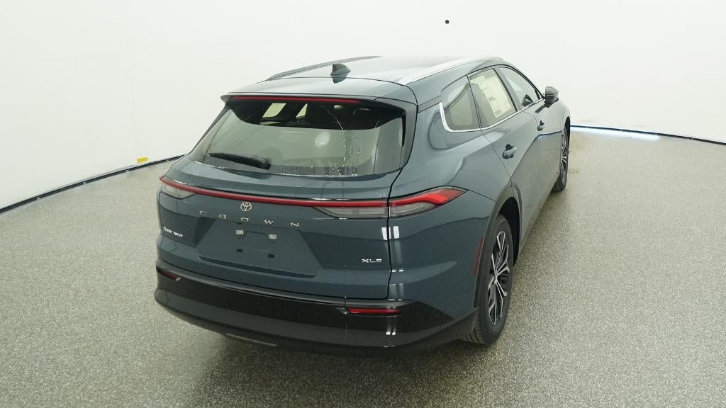 2026 Toyota Toyota Crown Signia XLE