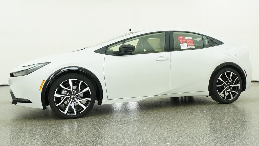 2027 Toyota Prius Plug-in Hybrid XSE