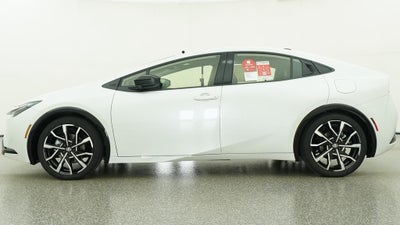 2027 Toyota Prius Plug-in Hybrid XSE