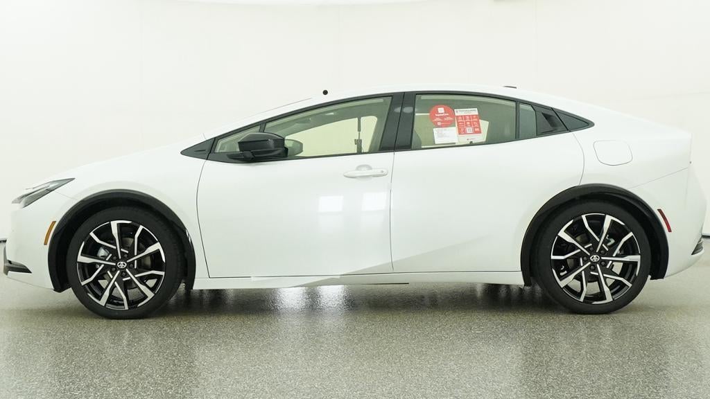 2027 Toyota Prius Plug-in Hybrid XSE