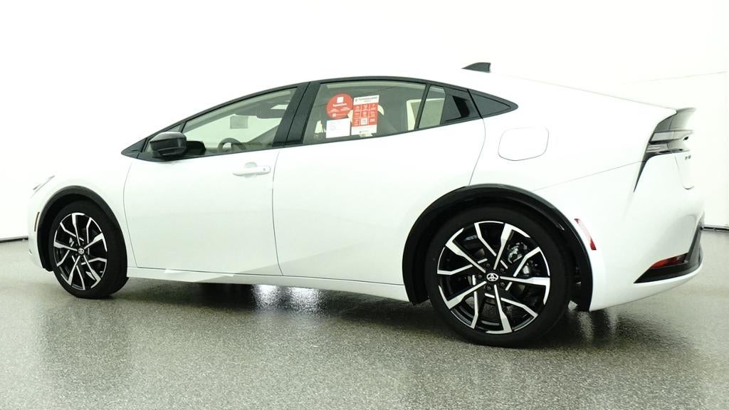 2027 Toyota Prius Plug-in Hybrid XSE