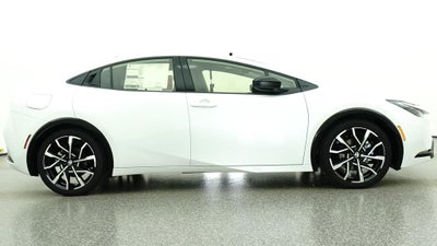 2027 Toyota Prius Plug-in Hybrid XSE
