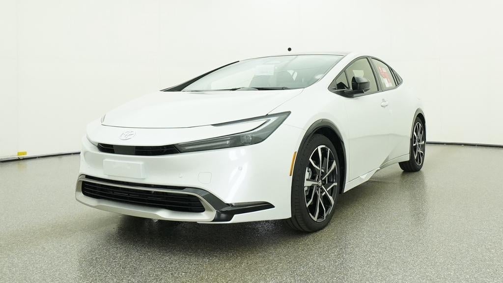 2027 Toyota Prius Plug-in Hybrid XSE