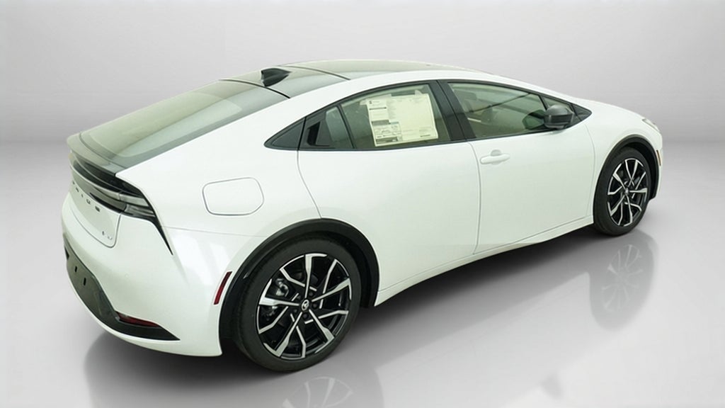 2027 Toyota Prius Plug-in Hybrid XSE