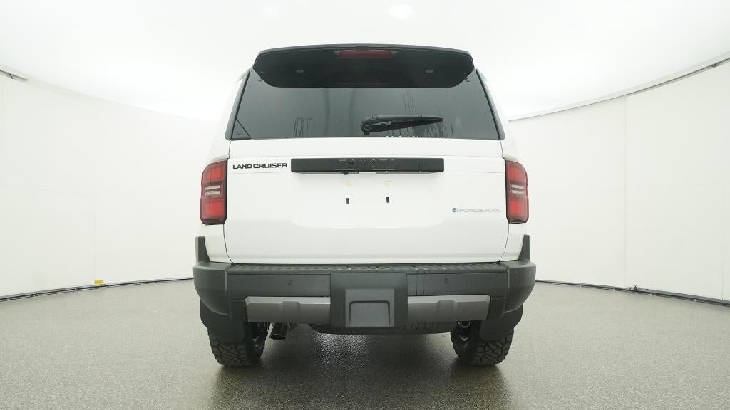 2026 Toyota Land Cruiser 4WD (Natl)