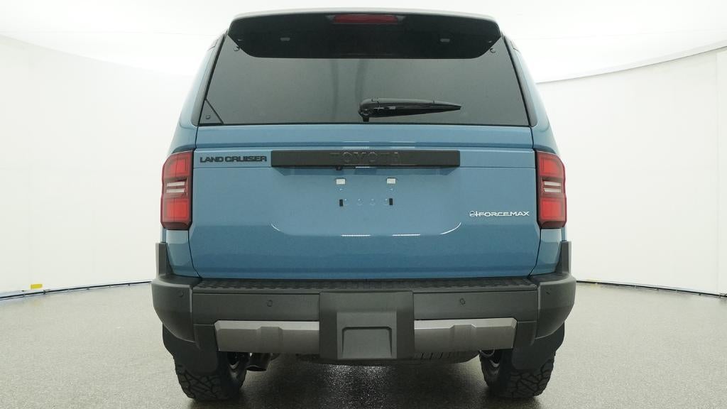 2026 Toyota Land Cruiser 4WD (Natl)