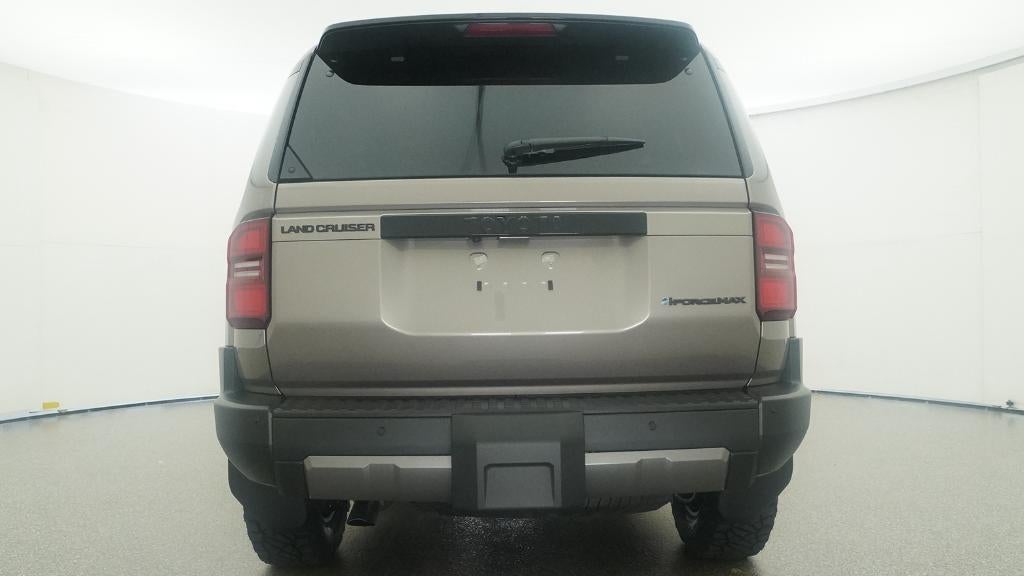 2027 Toyota Land Cruiser 4WD (Natl)