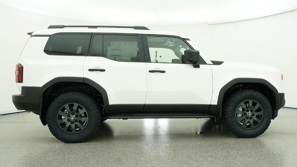 2026 Toyota Land Cruiser 4WD (Natl)
