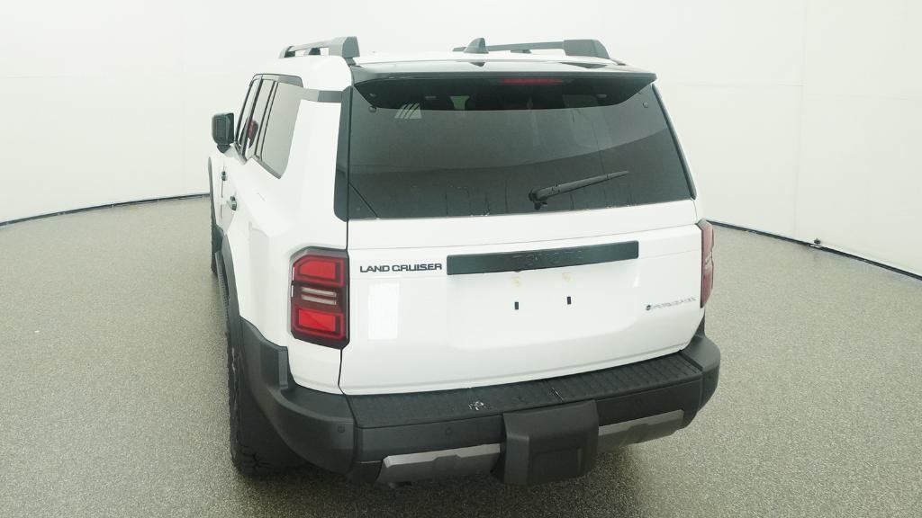 2027 Toyota Land Cruiser 4WD (Natl)