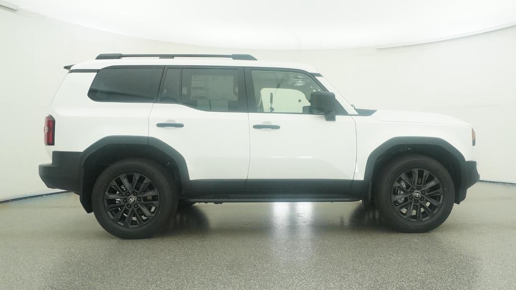 2027 Toyota Land Cruiser 4WD (Natl)