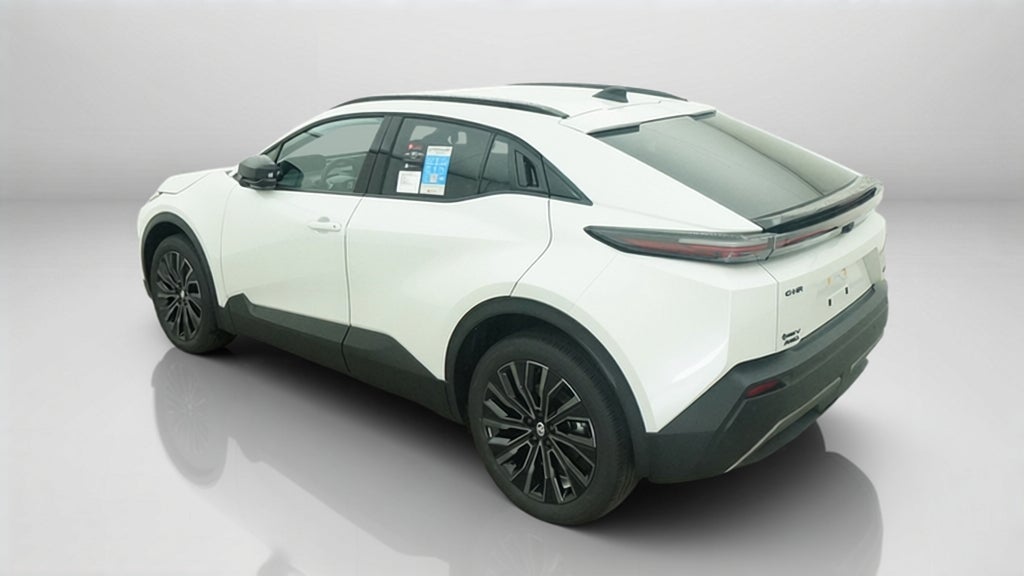 2027 Toyota C-HR XSE