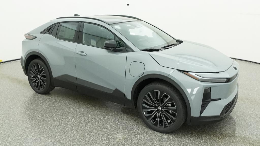 2026 Toyota C-HR XSE