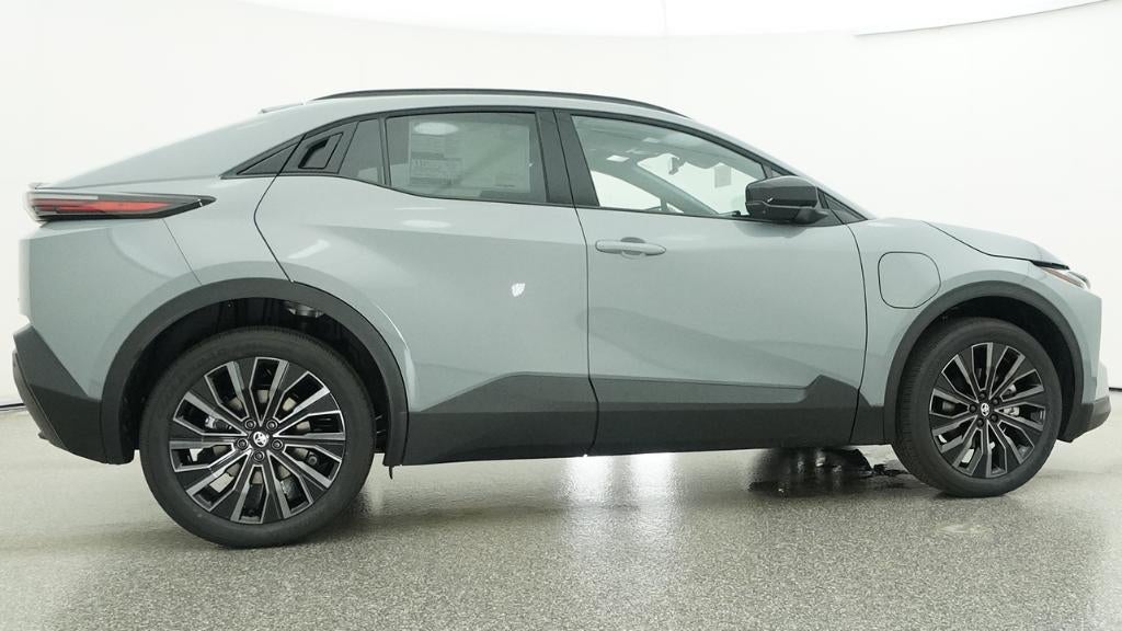 2026 Toyota C-HR XSE