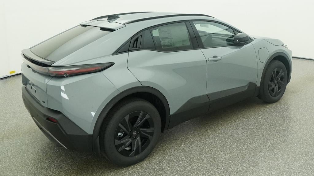 2026 Toyota C-HR SE