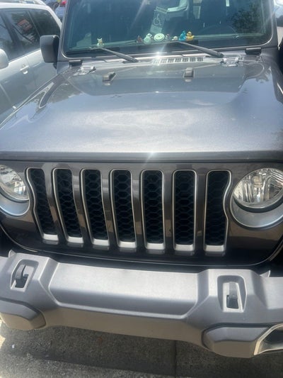 2022 Jeep Gladiator Overland