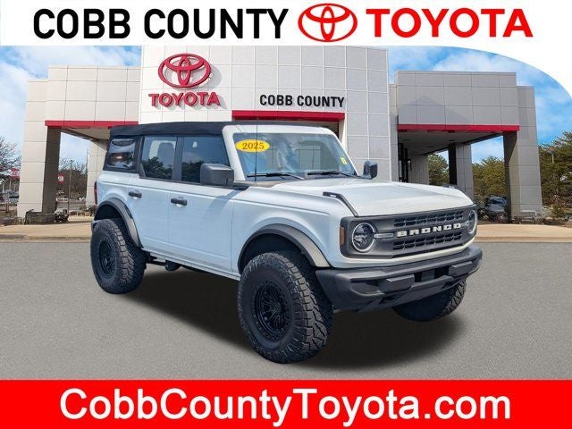2025 Ford Bronco Base