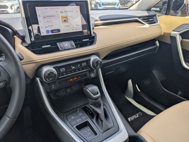 2025 Toyota RAV4 XLE Premium