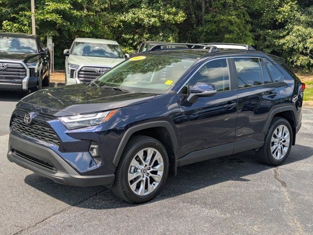 2025 Toyota RAV4 XLE Premium