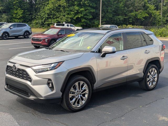 2022 Toyota RAV4 XLE Premium