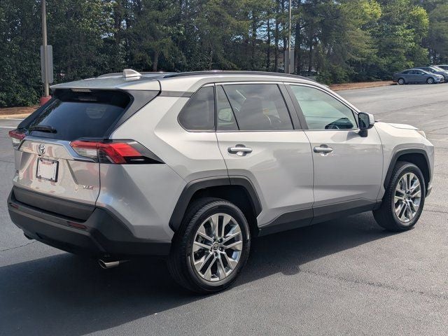 2022 Toyota RAV4 XLE Premium