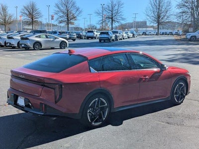 2025 Kia K4 GT-Line
