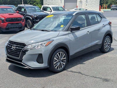 2023 Nissan Kicks SV