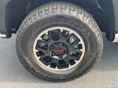 2025 Toyota Tacoma TRD Off-Road