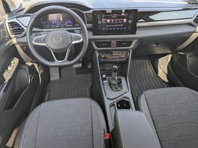 2025 Volkswagen Taos 1.5T SE Black