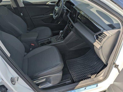 2025 Volkswagen Taos 1.5T SE Black
