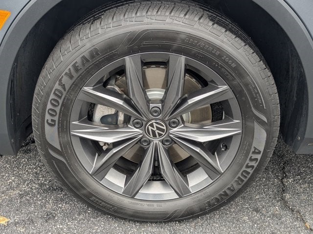 2024 Volkswagen Tiguan 2.0T SE